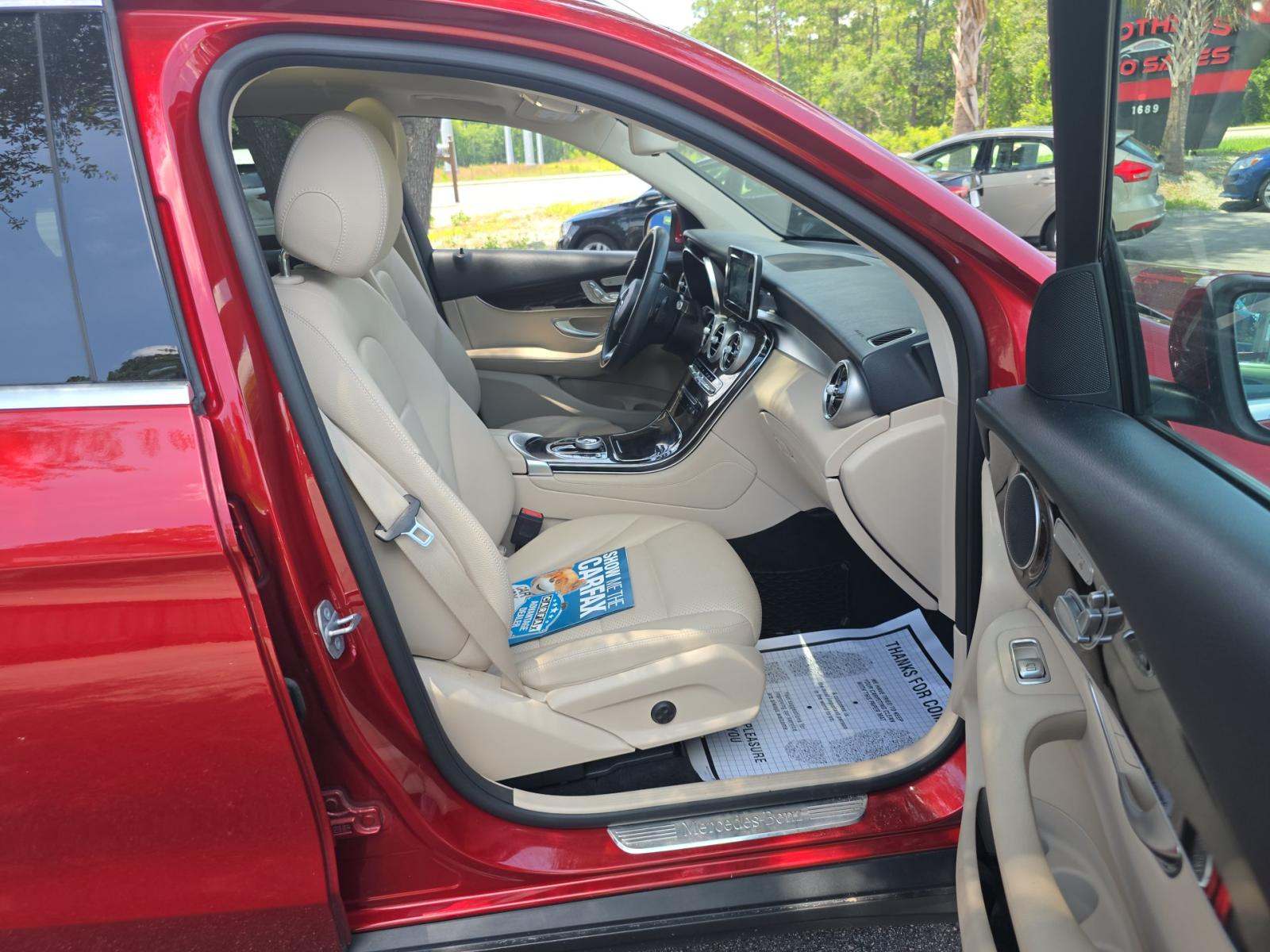 2019 Mercedes-Benz GLC GLC 300 AWD
