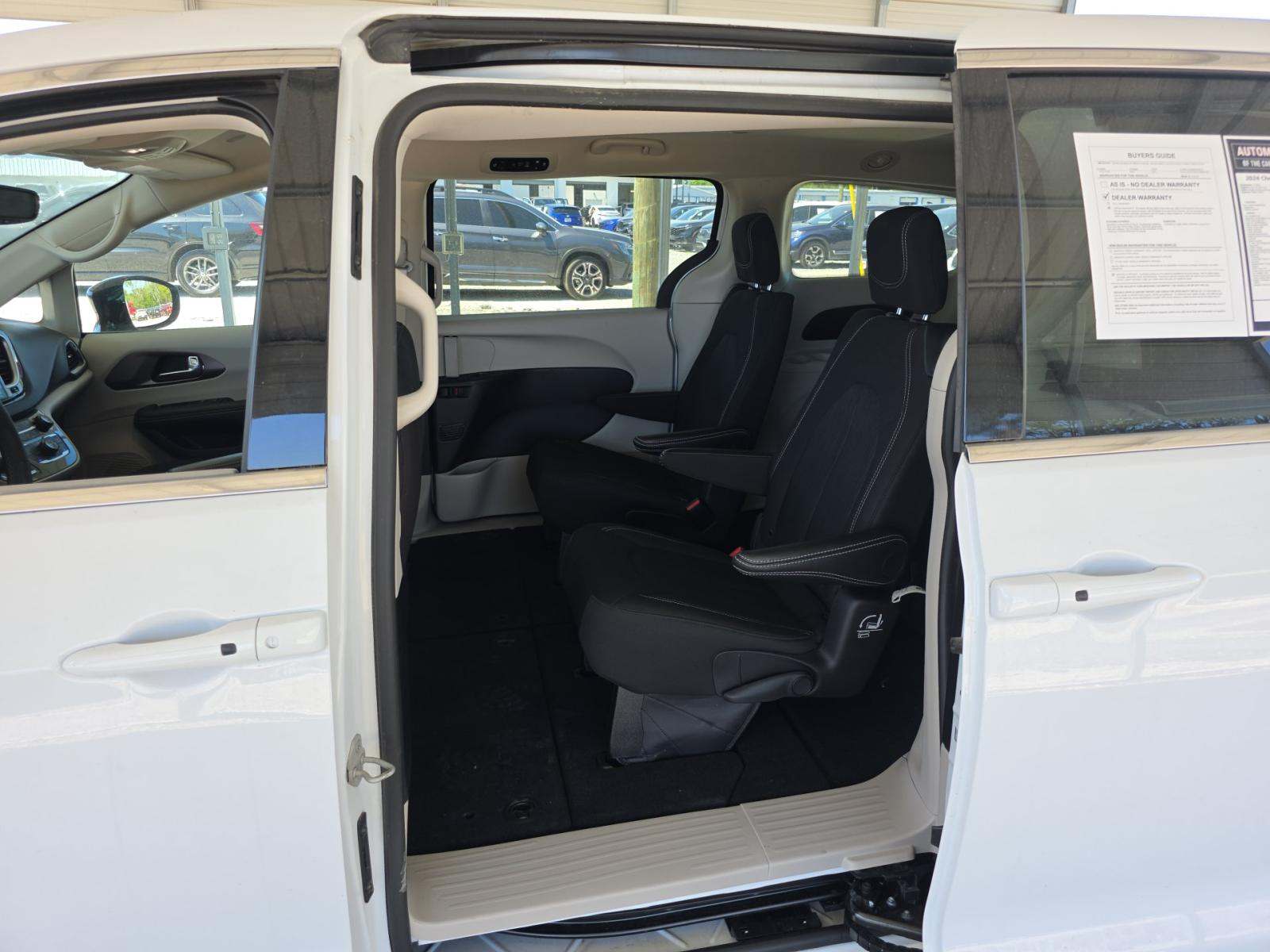 CHRYSLER VOYAGER - 9