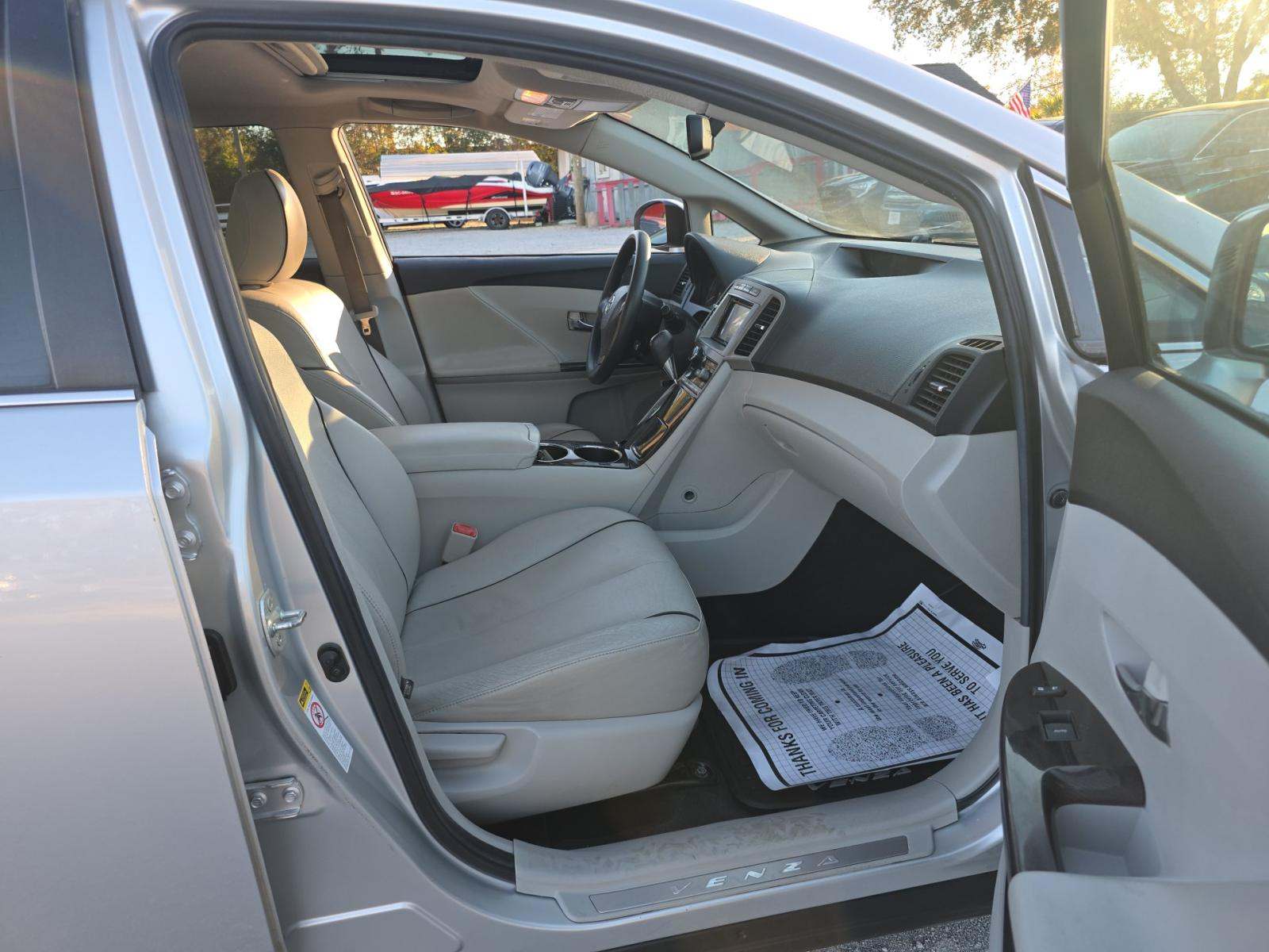 2011 Toyota Venza Base FWD