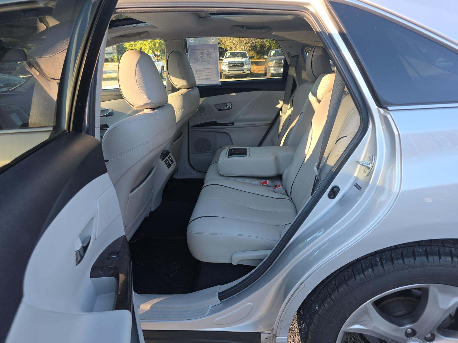 2011 Toyota Venza Base FWD