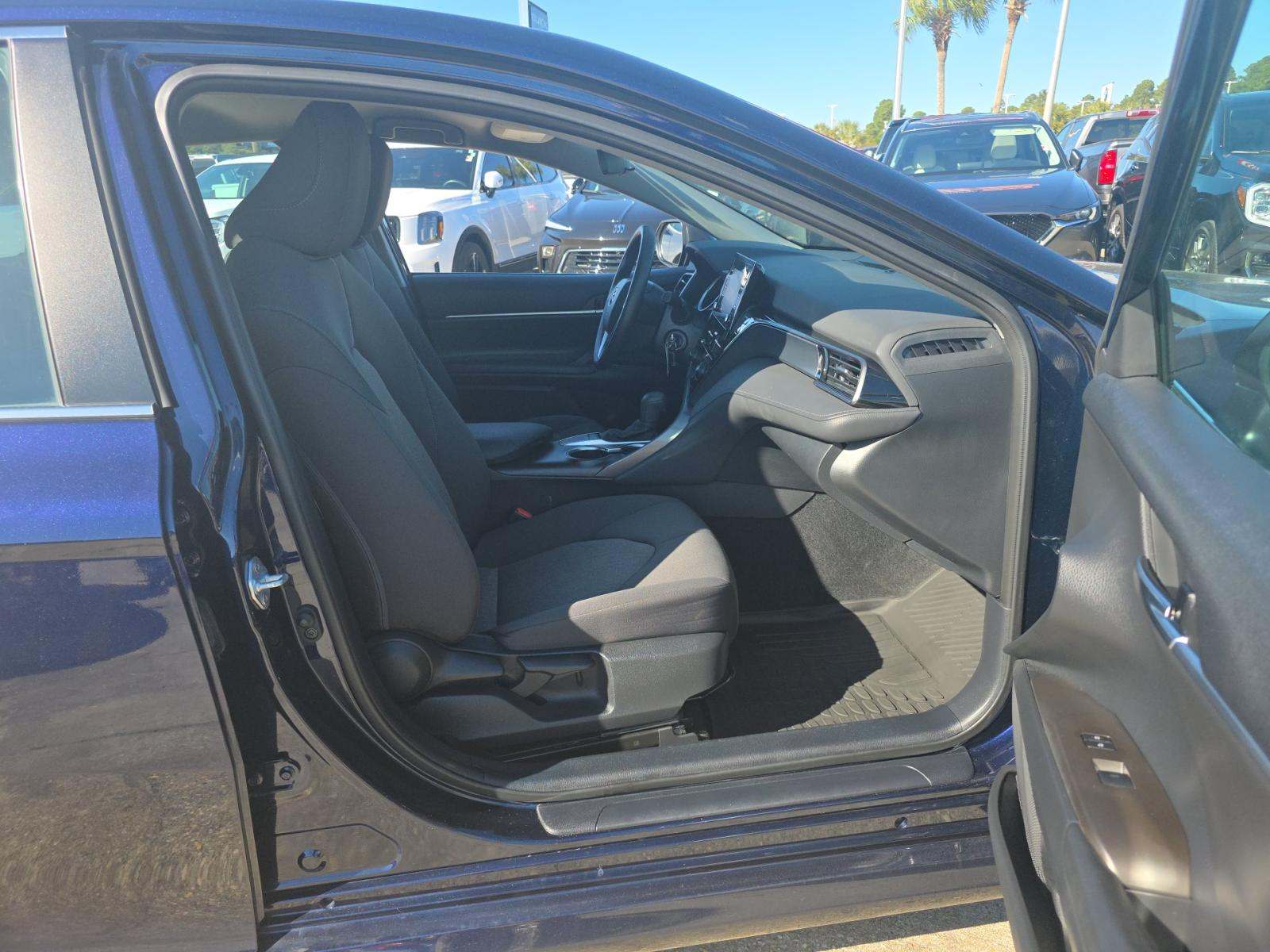 2022 Toyota Camry LE FWD