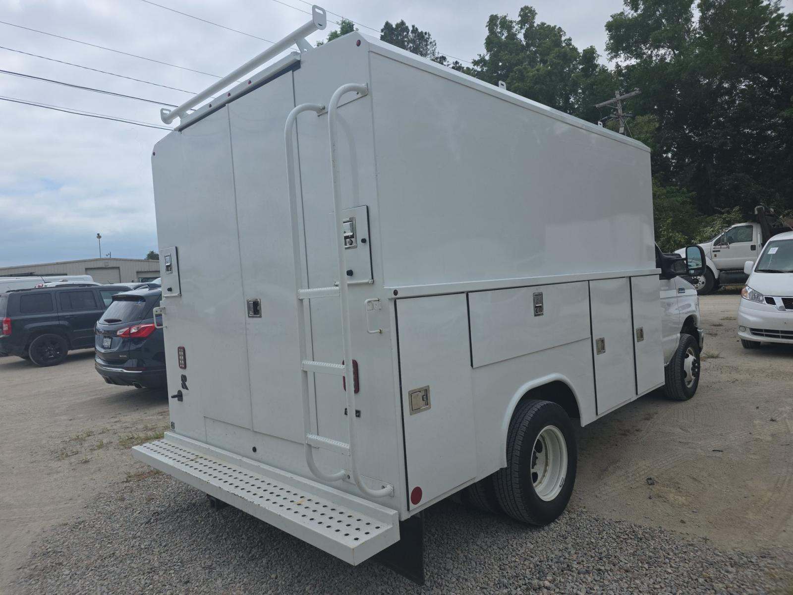 FORD E-350 - 3