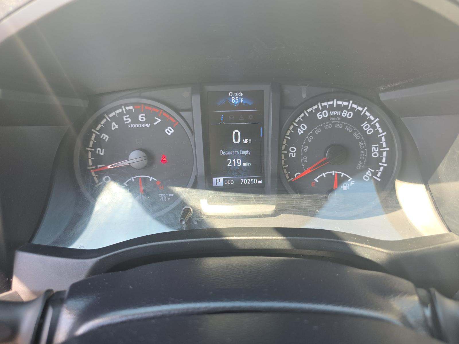 2022 Toyota Tacoma SR RWD