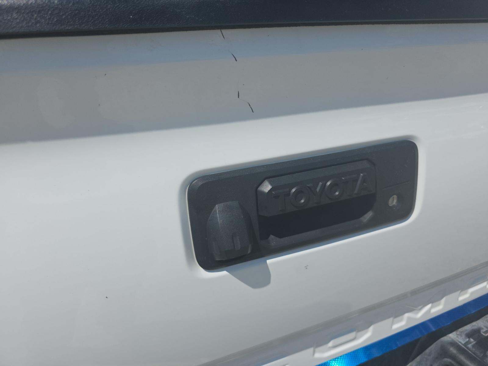 2022 Toyota Tacoma SR RWD