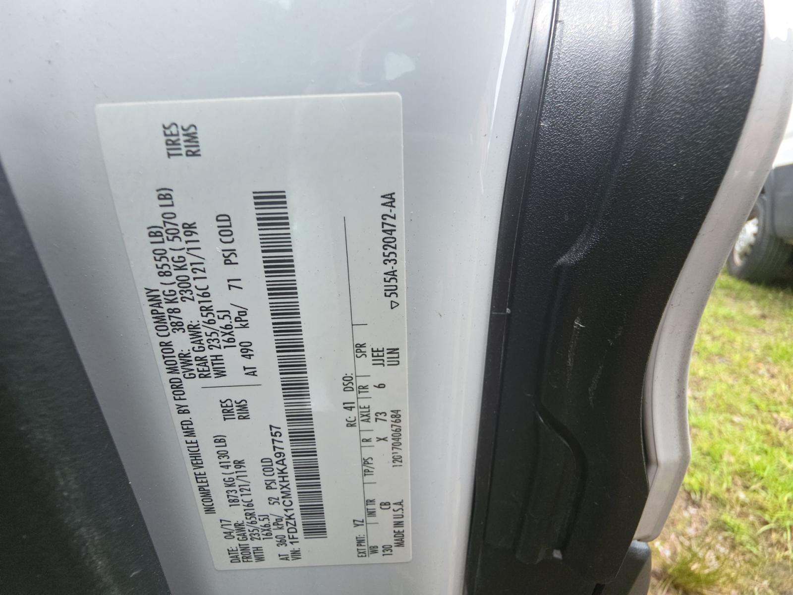 FORD TRANSIT 150 - 5
