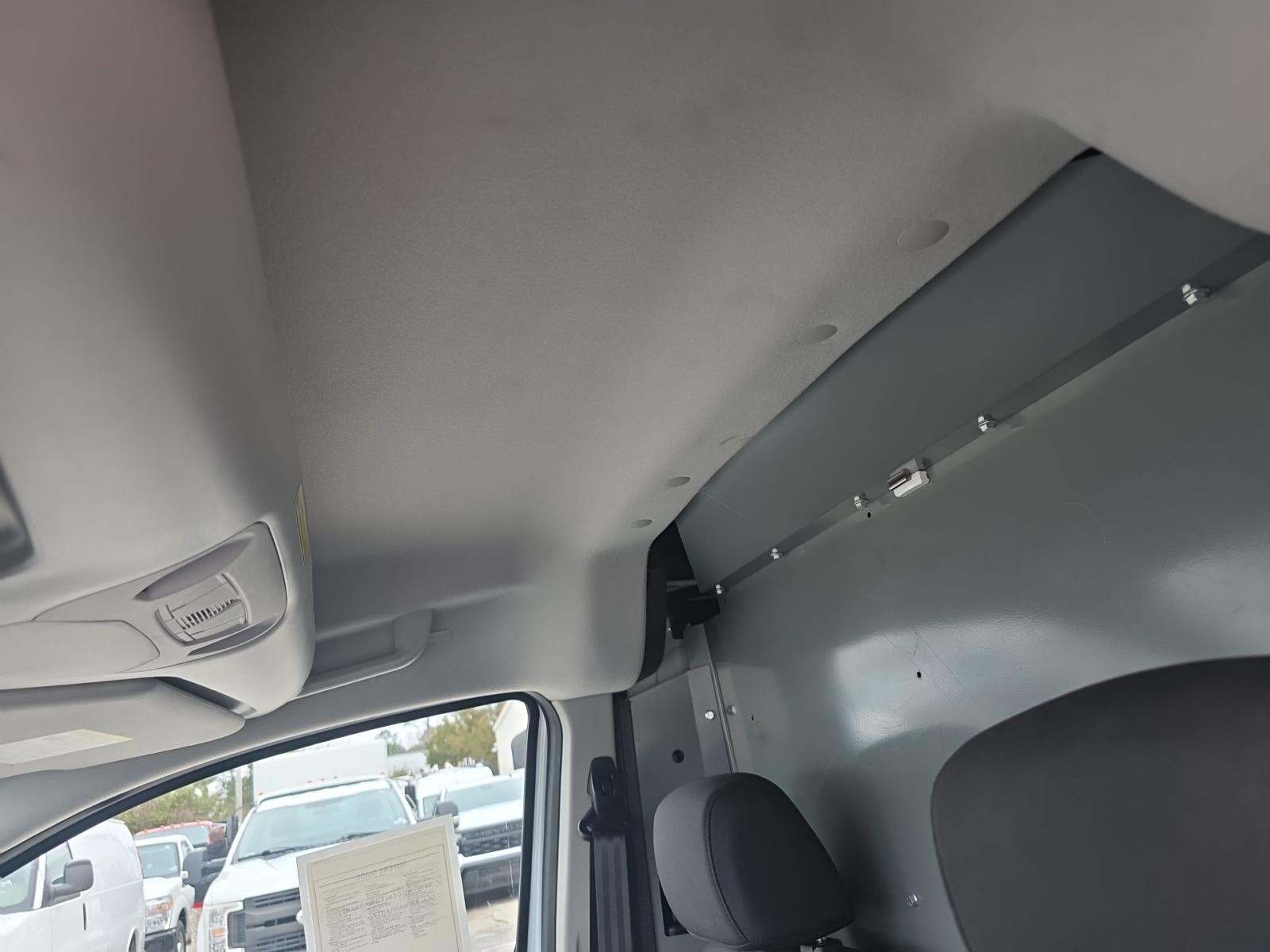 FORD TRANSIT CONNECT - 7
