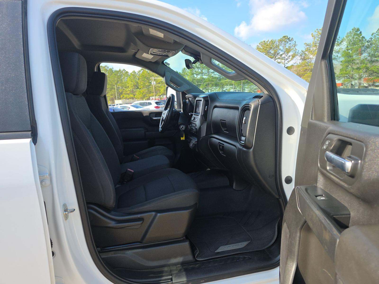 2023 Chevrolet Silverado 2500HD Custom AWD