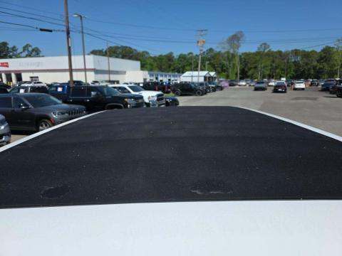 JEEP 4XE SAHARA HIGH ALTITUDE - 8