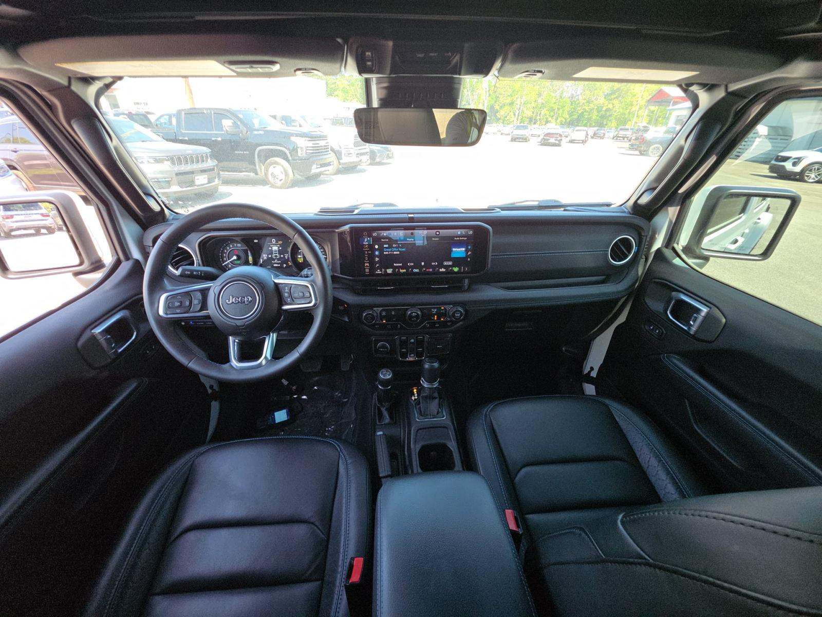 JEEP 4XE SAHARA HIGH ALTITUDE - 6