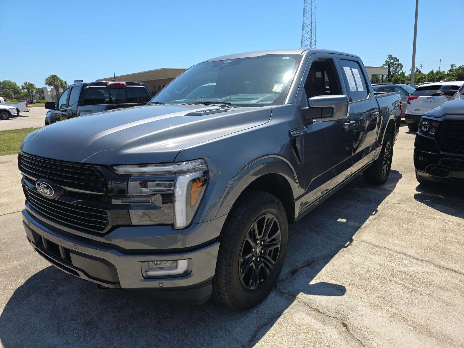 2025 Ford F-150 Platinum AWD