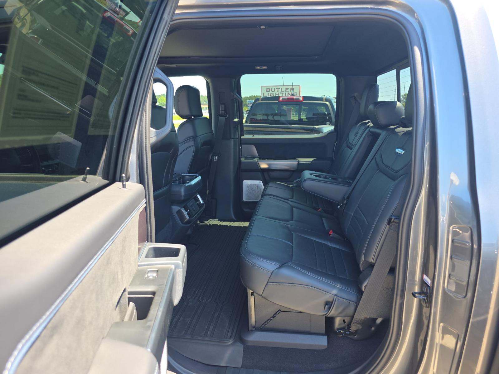 2025 Ford F-150 Platinum AWD