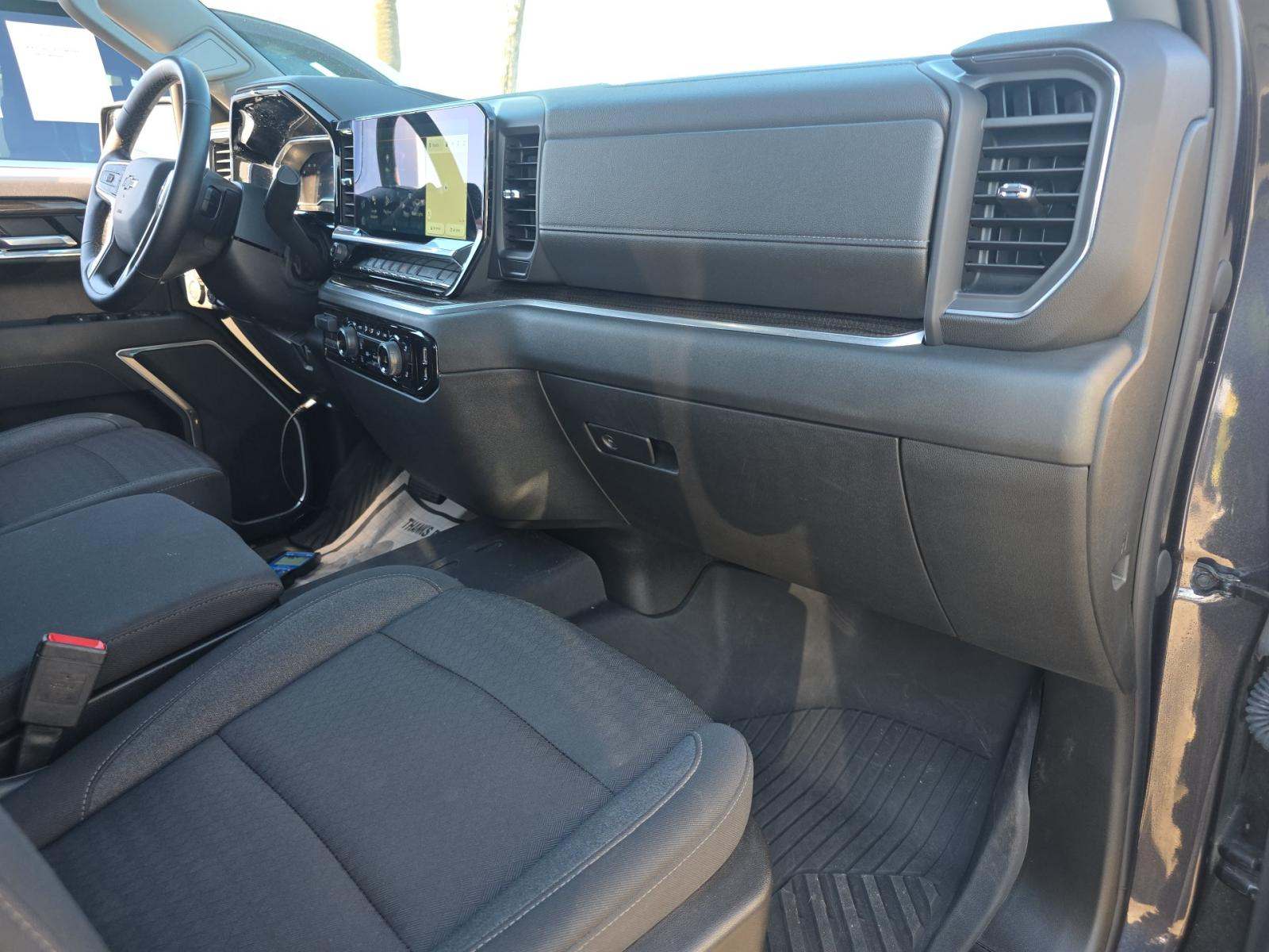 2023 Chevrolet Silverado 1500 RST AWD