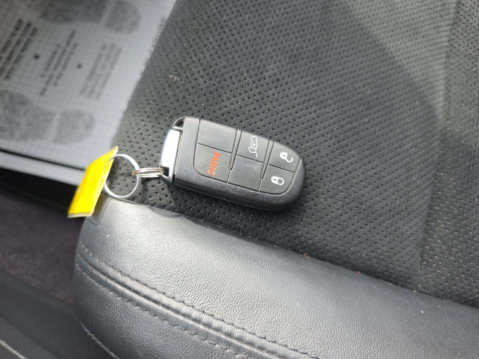 JEEP LAREDO E EDITION - 4