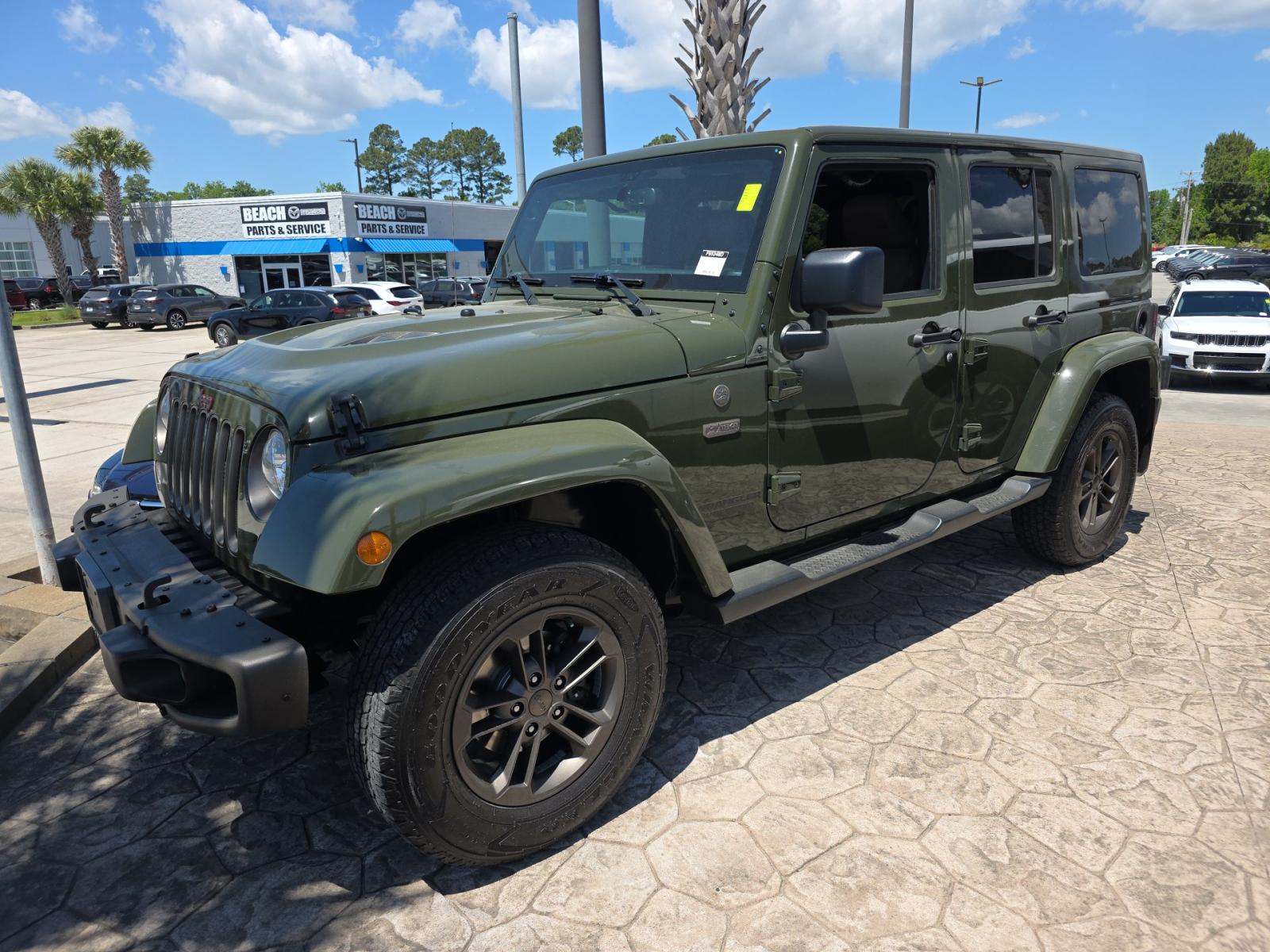 JEEP UNLIMITED SAHARA 75TH ANNIVERSARY EDITION - 1