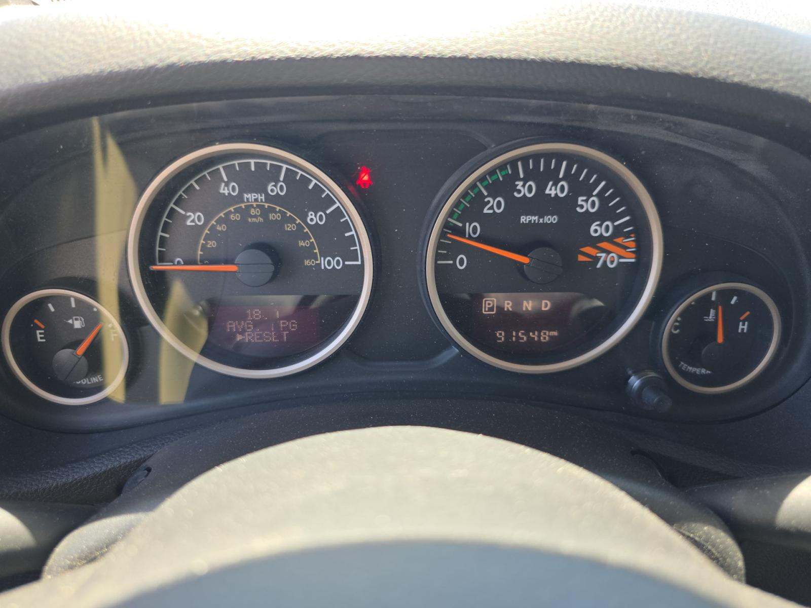 JEEP UNLIMITED SAHARA 75TH ANNIVERSARY EDITION - 9