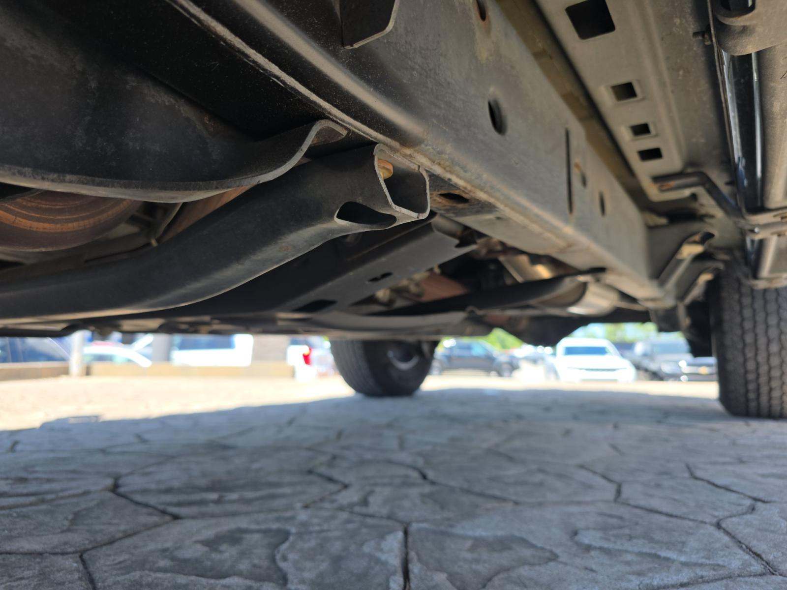 JEEP UNLIMITED SAHARA 75TH ANNIVERSARY EDITION - 7