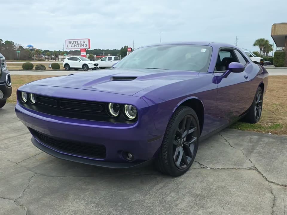2023 Dodge Challenger SXT RWD