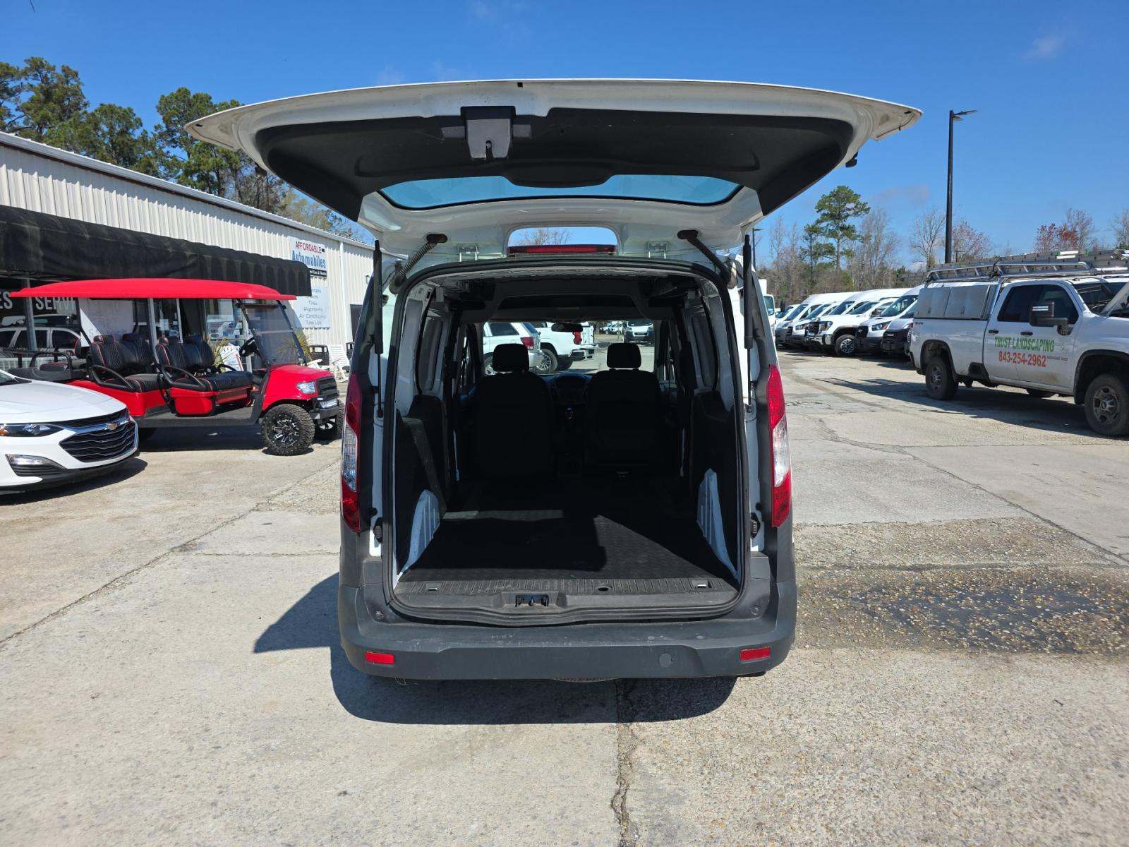 FORD TRANSIT CONNECT - 10