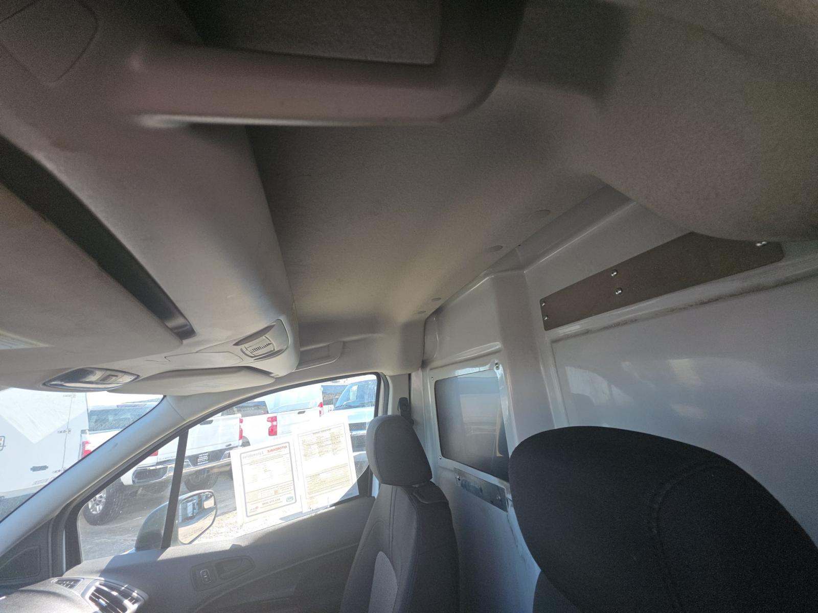 FORD TRANSIT CONNECT - 7