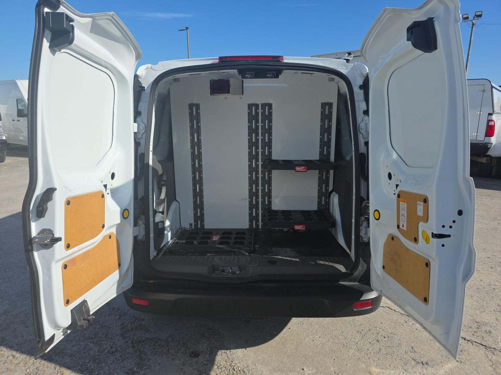 FORD TRANSIT CONNECT - 10