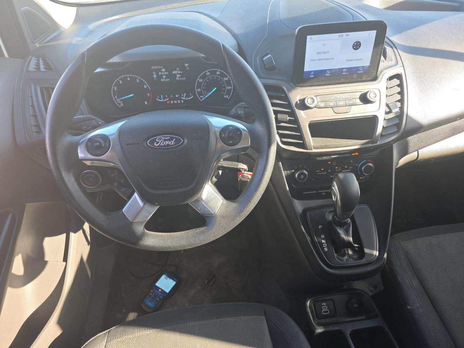 FORD TRANSIT CONNECT - 6