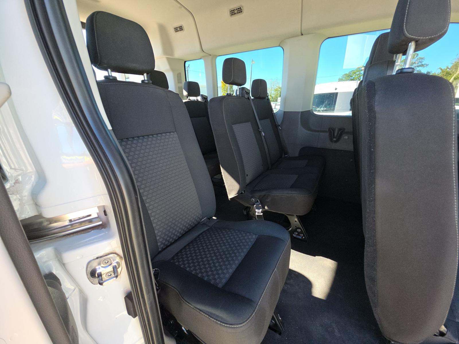 FORD TRANSIT 350 - 9