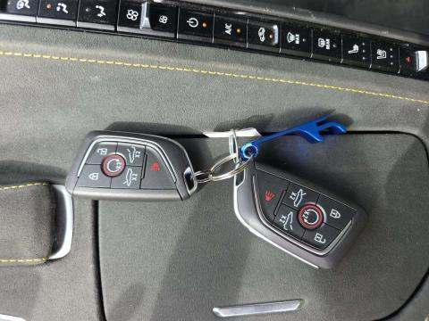 CHEVROLET STINGRAY - 4