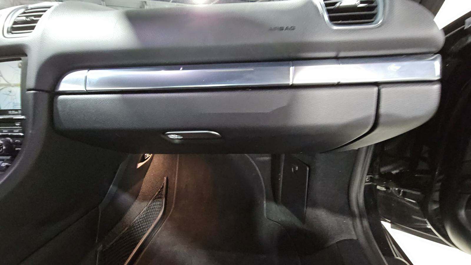 2014 Porsche Cayman 2D COUPE RWD