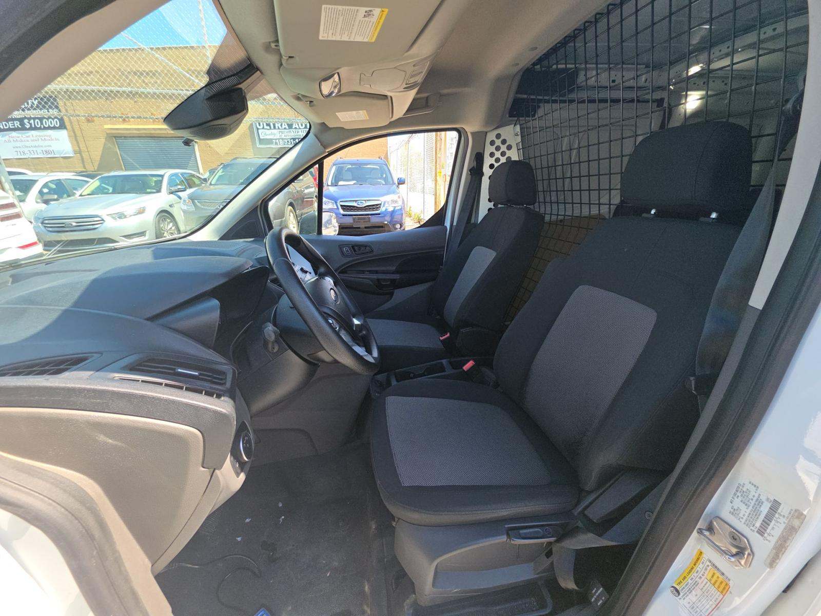 FORD TRANSIT CONNECT - 6