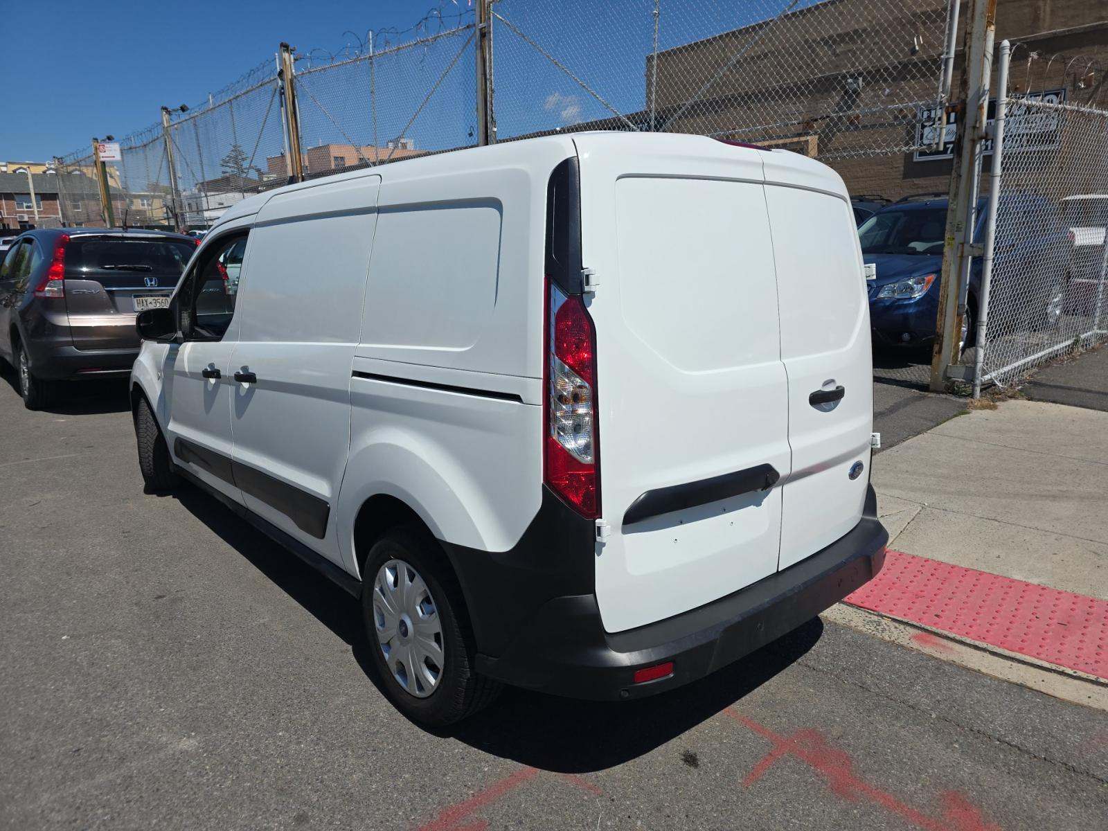 FORD TRANSIT CONNECT - 2