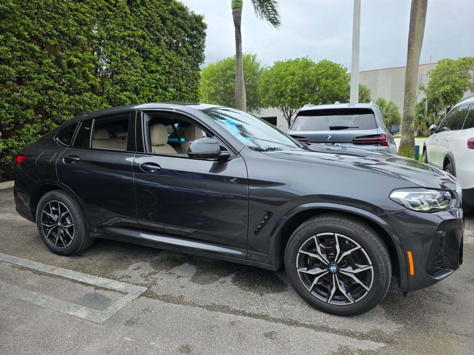 2025 BMW X4 xDrive30i AWD