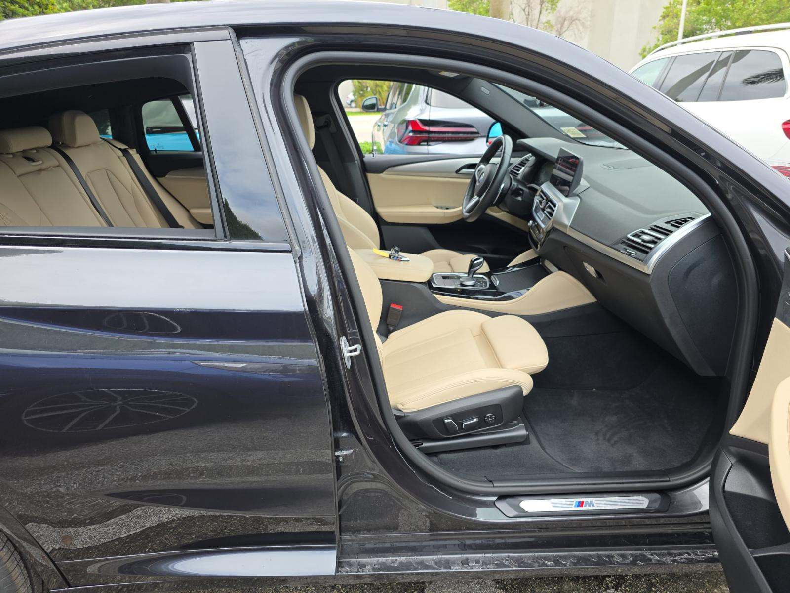 2025 BMW X4 xDrive30i AWD