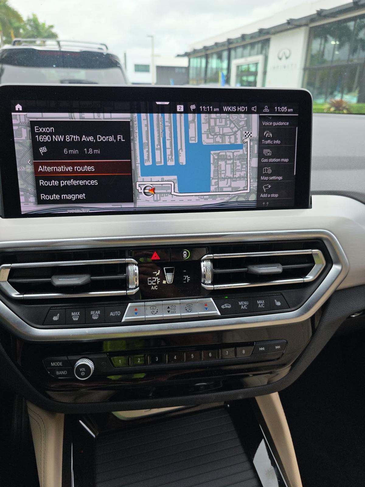 2025 BMW X4 xDrive30i AWD