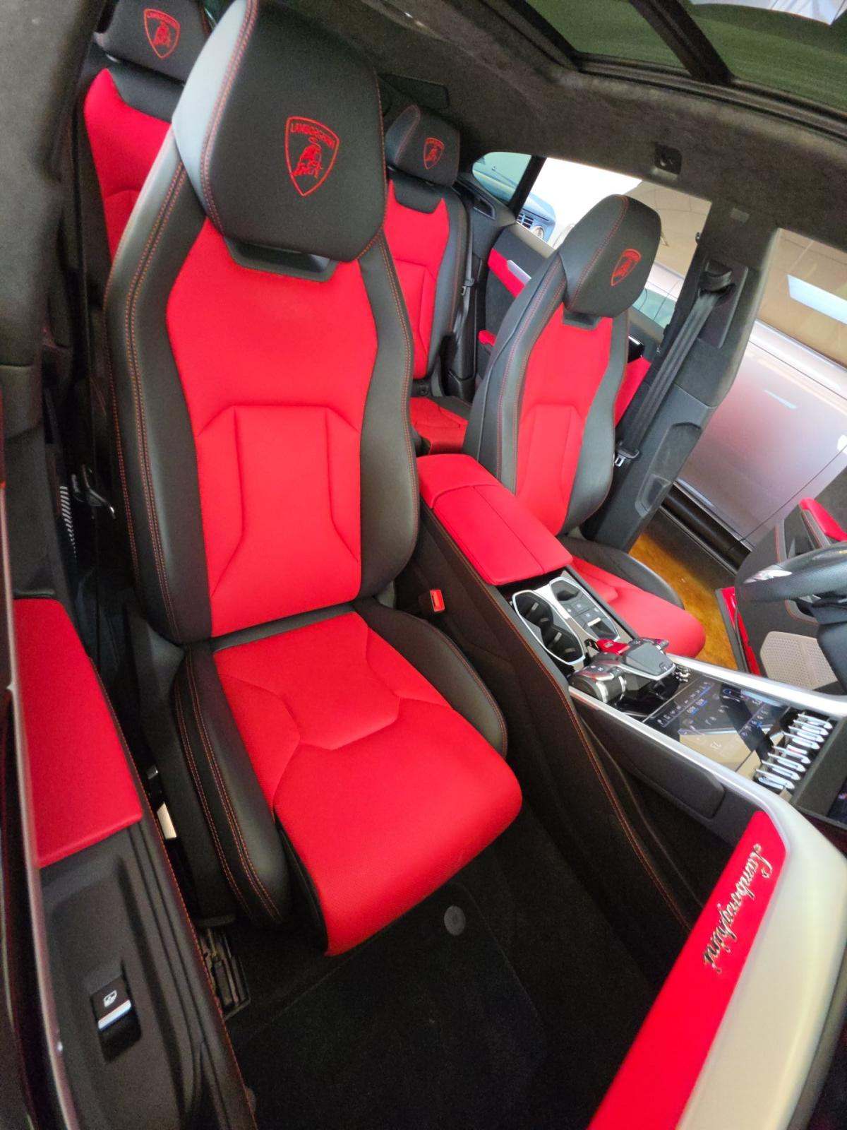 2019 Lamborghini Urus Base AWD