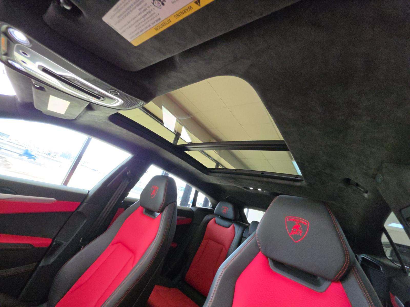 2019 Lamborghini Urus Base AWD