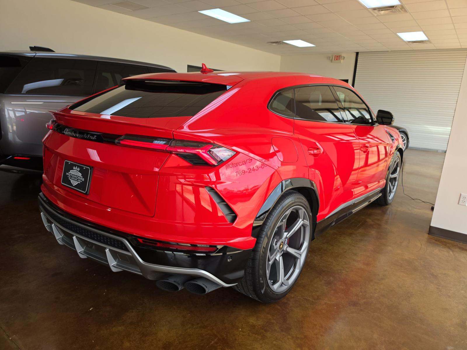 2019 Lamborghini Urus Base AWD