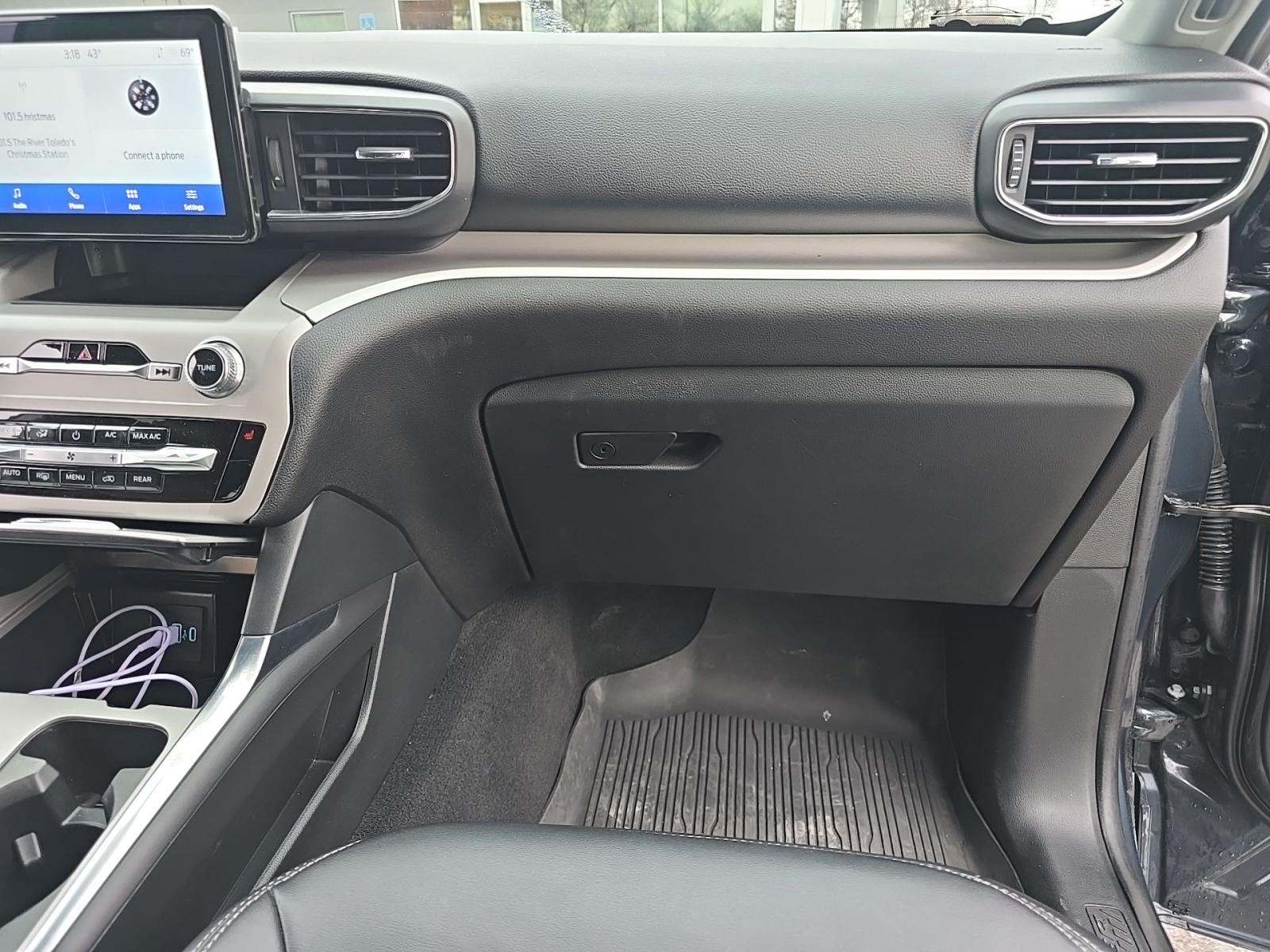 2023 Ford Explorer XLT AWD