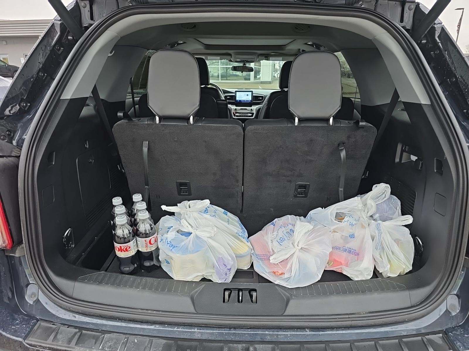 2023 Ford Explorer XLT AWD