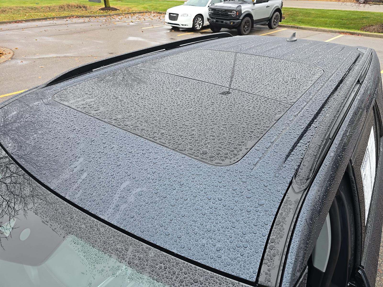 2023 Ford Explorer XLT AWD