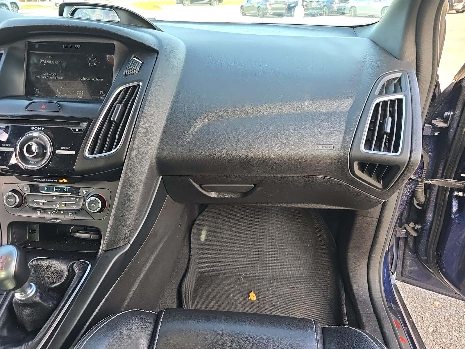 2017 Ford Focus ST FWD