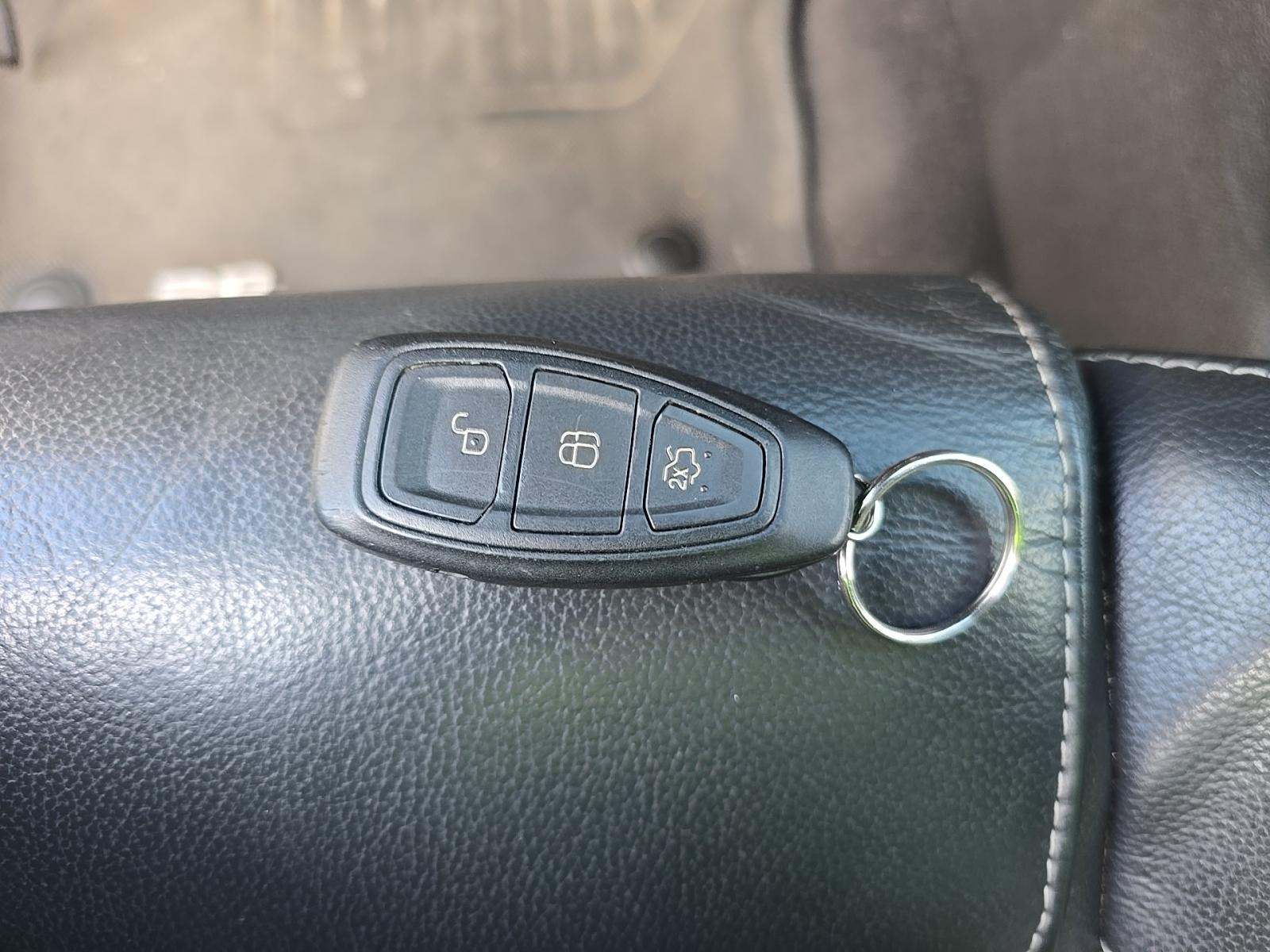 2017 Ford Focus ST FWD