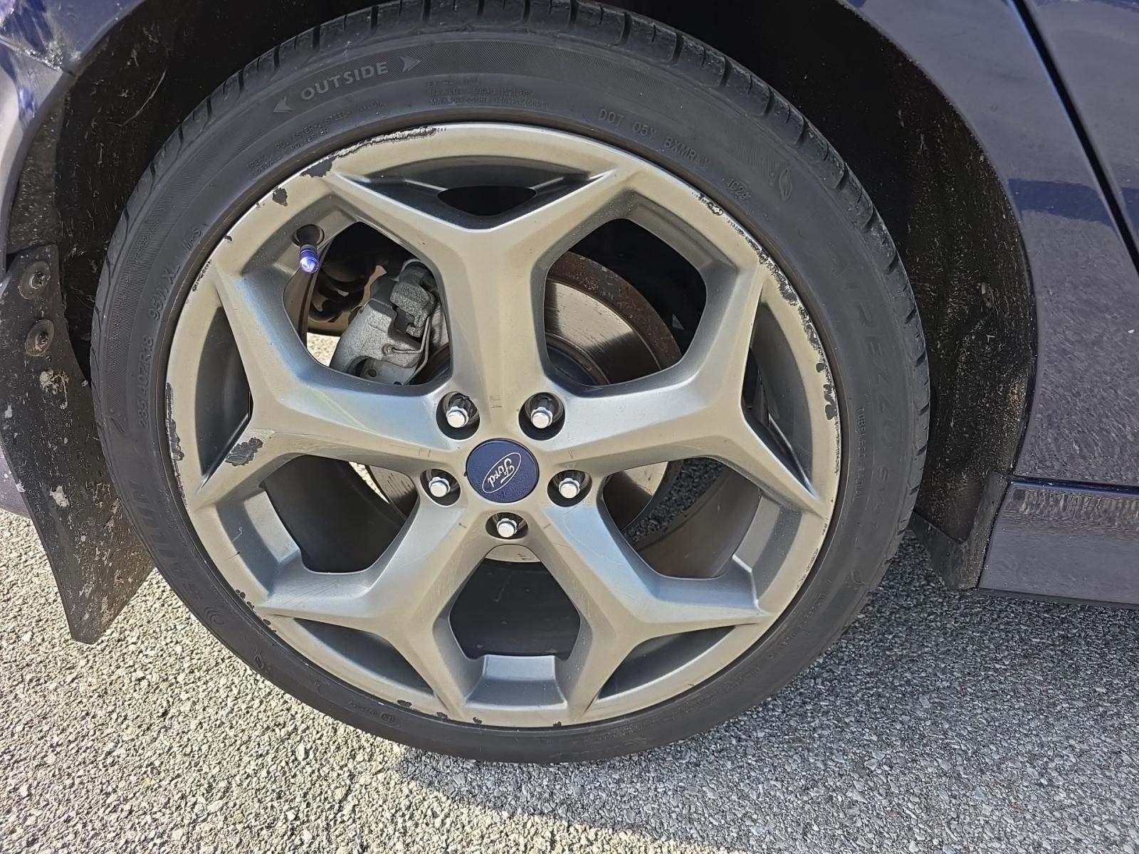 2017 Ford Focus ST FWD