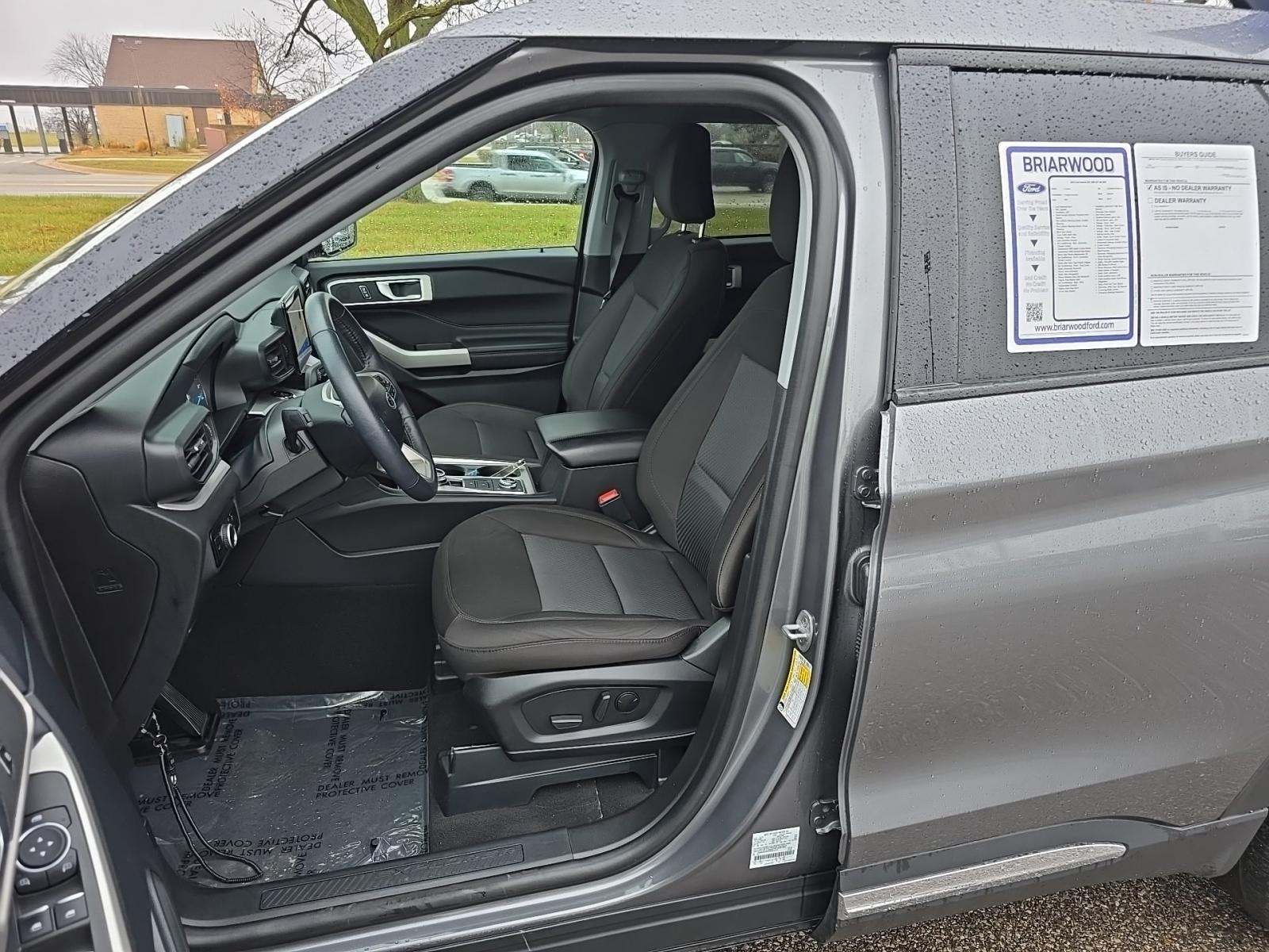 2023 Ford Explorer XLT AWD