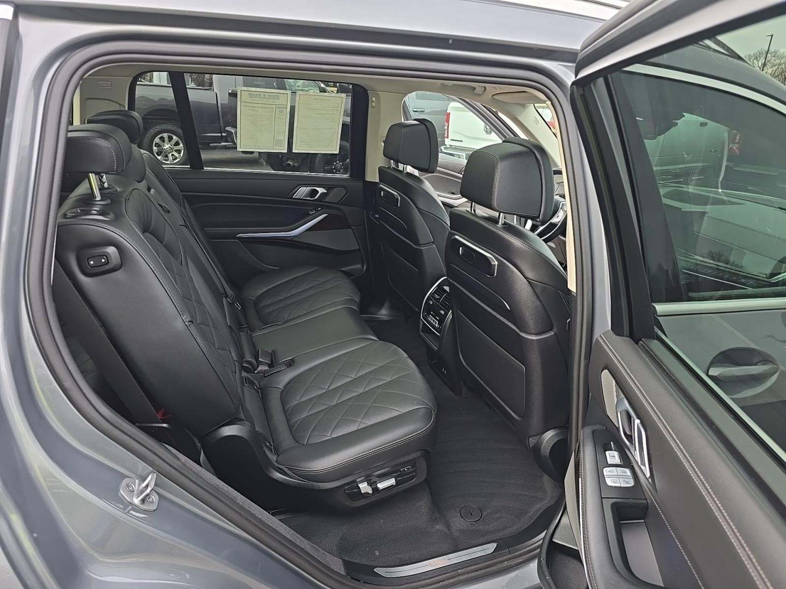 2024 BMW X7 xDrive40i AWD