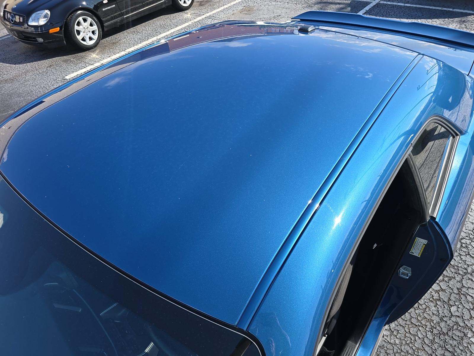 2022 Dodge Challenger SXT RWD