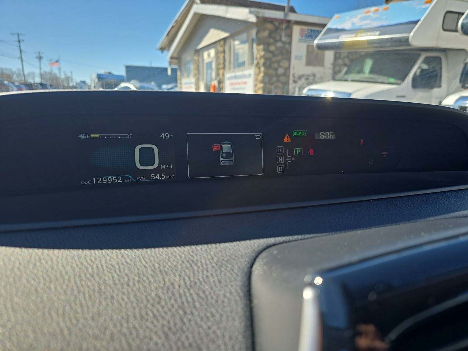 2017 Toyota Prius Two FWD