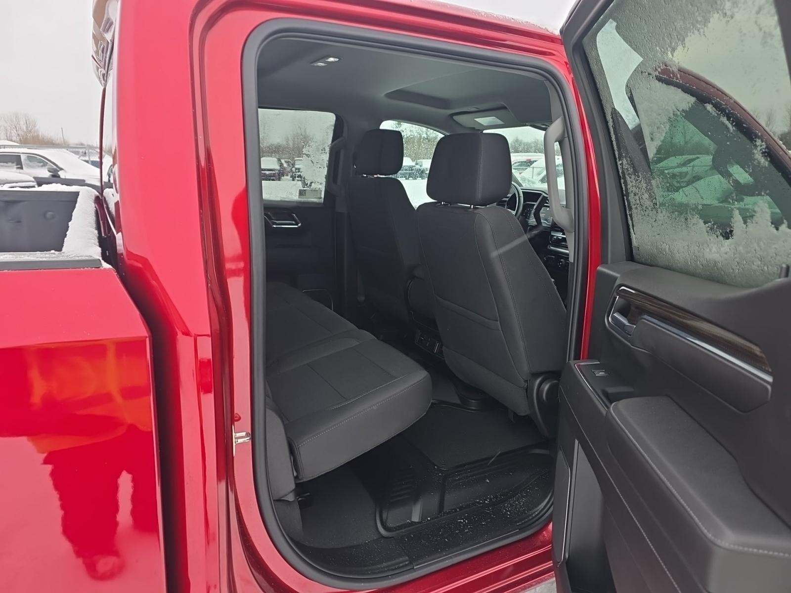 2023 Chevrolet Silverado 1500 LT AWD