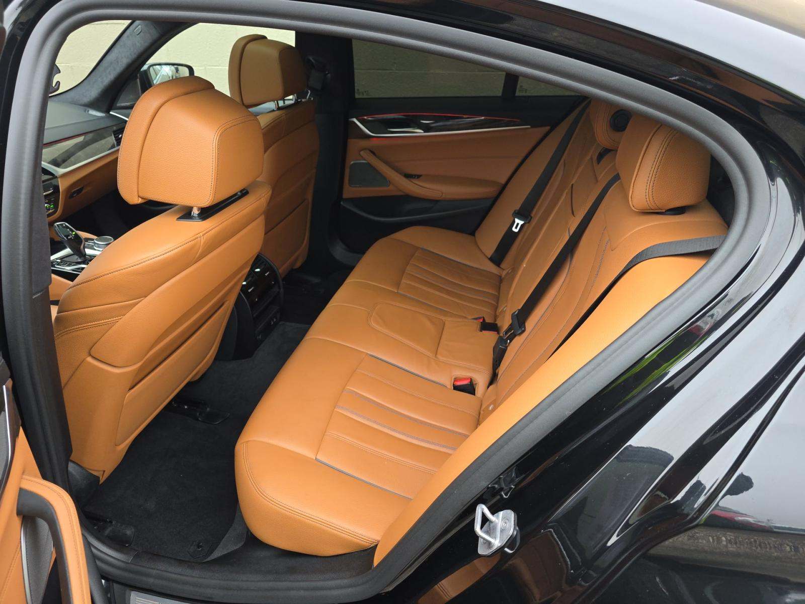 2022 BMW 5 Series M550i xDrive AWD