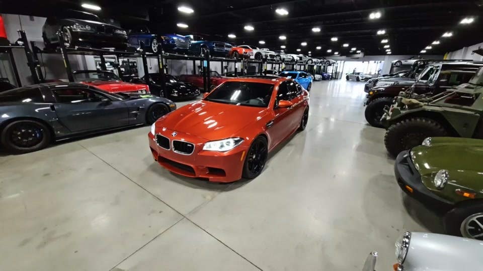 2014 BMW M5 Base RWD