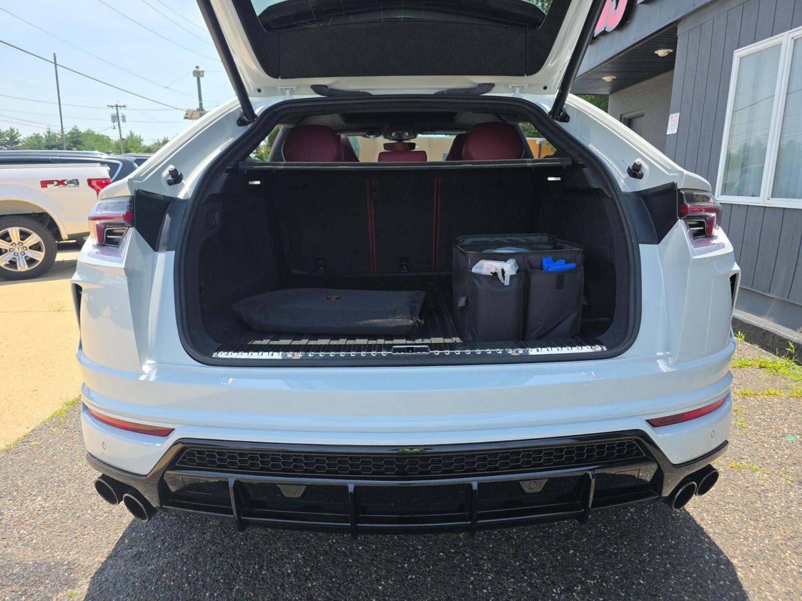 2021 Lamborghini Urus Base AWD